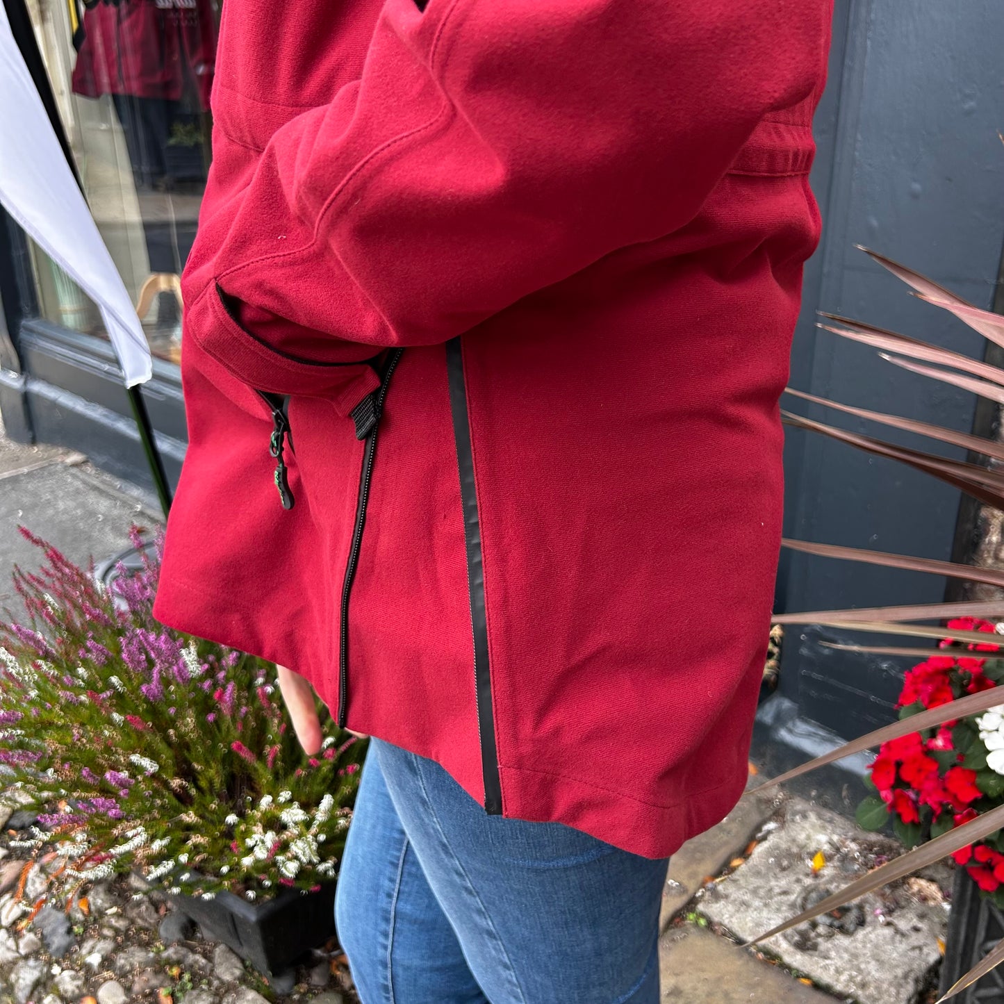 Monsoon II Arctic Jacket - Rhubarb