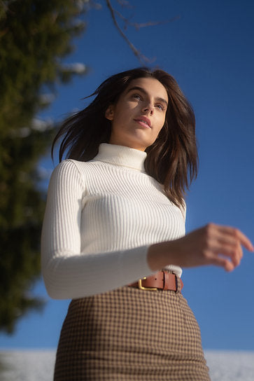 Elizabeth Rollneck - Ivory