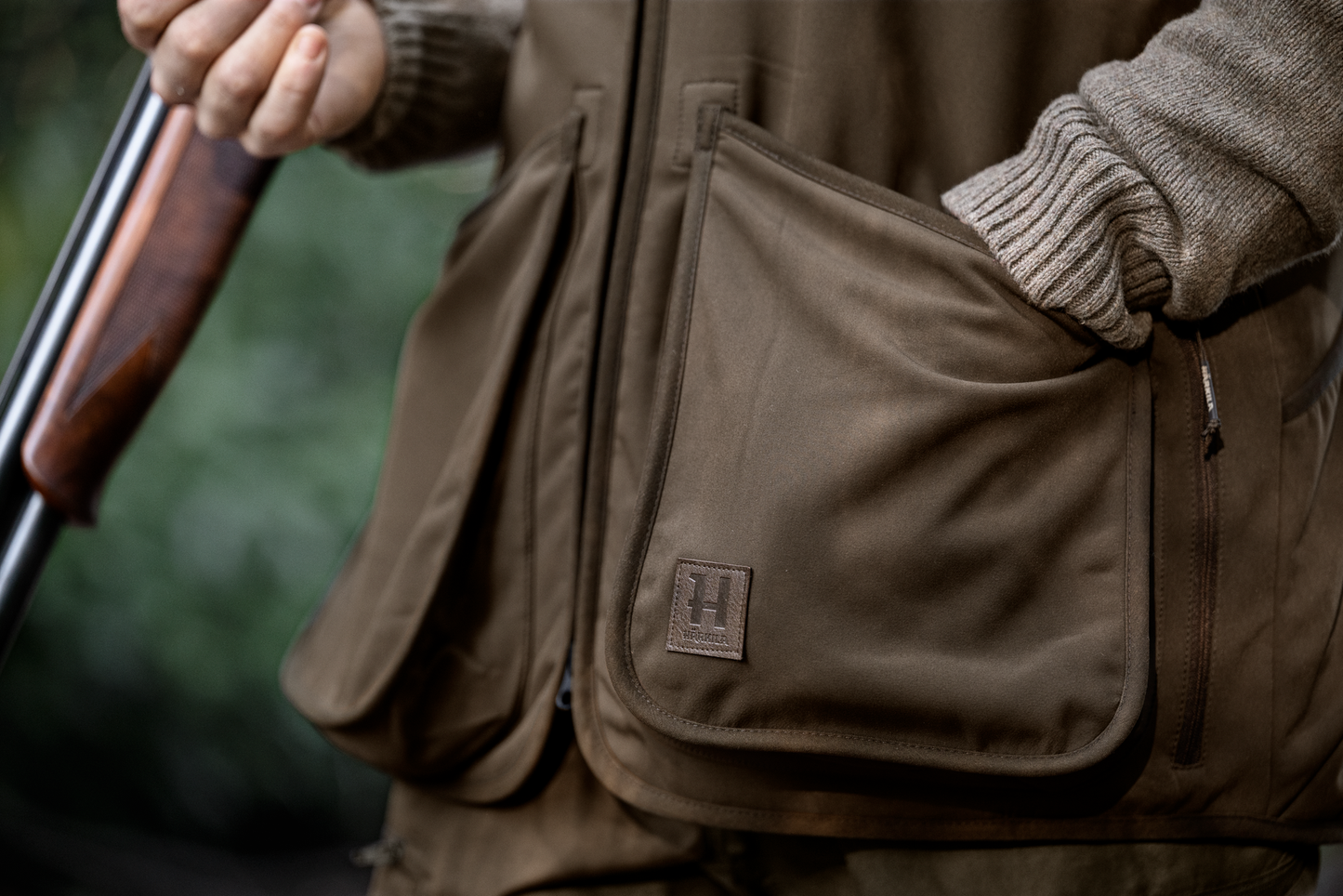 Skye Shooting Waistcoat - Willow Green/Shadow Brown