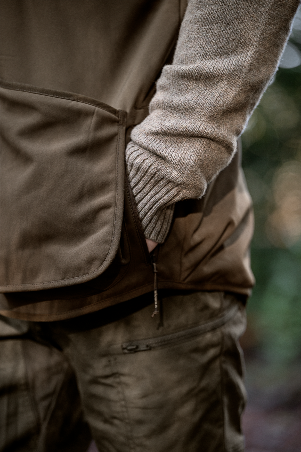 Skye Shooting Waistcoat - Willow Green/Shadow Brown