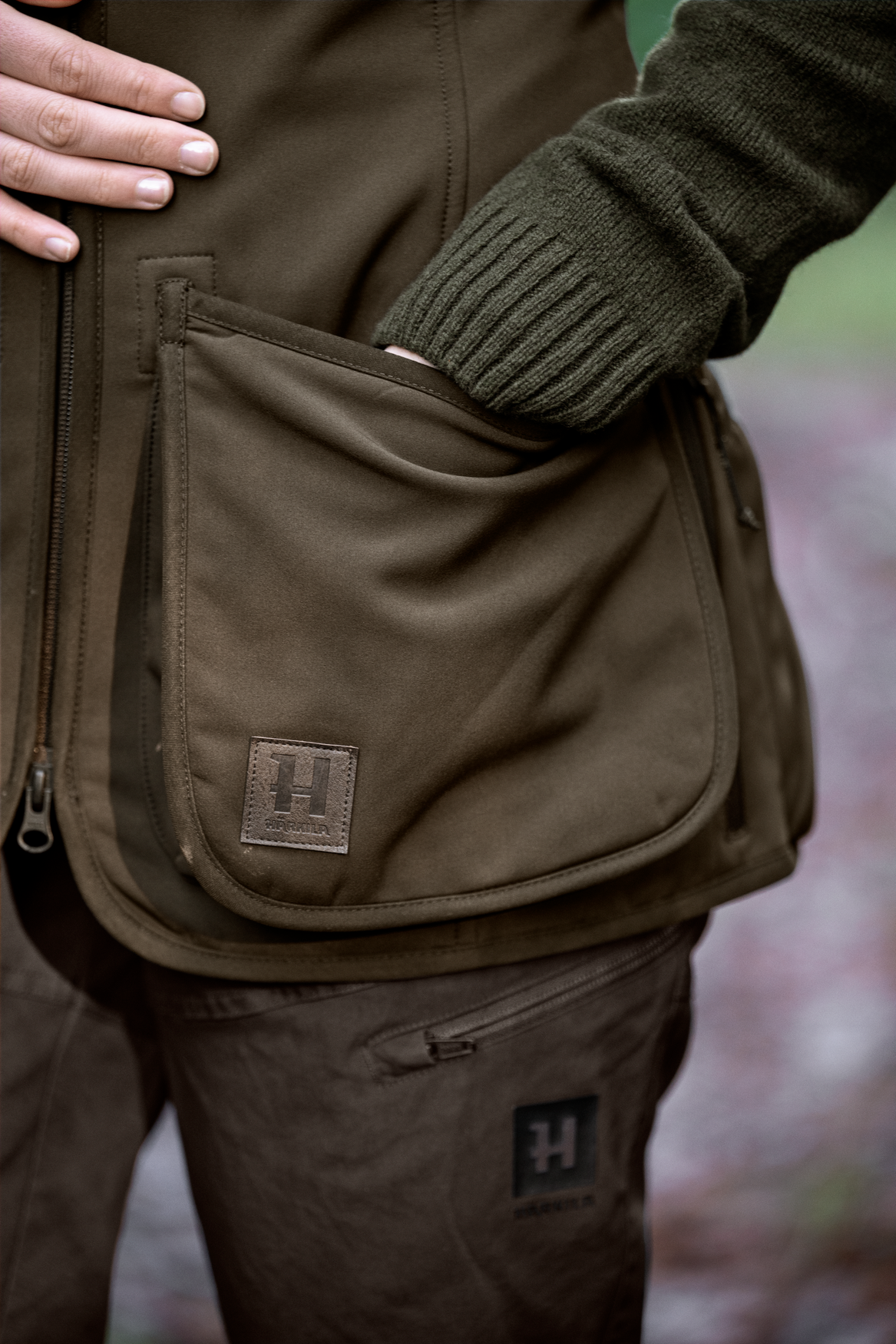 Women's Skye Shooting Waistcoat - Willow Green/Shadow Brown