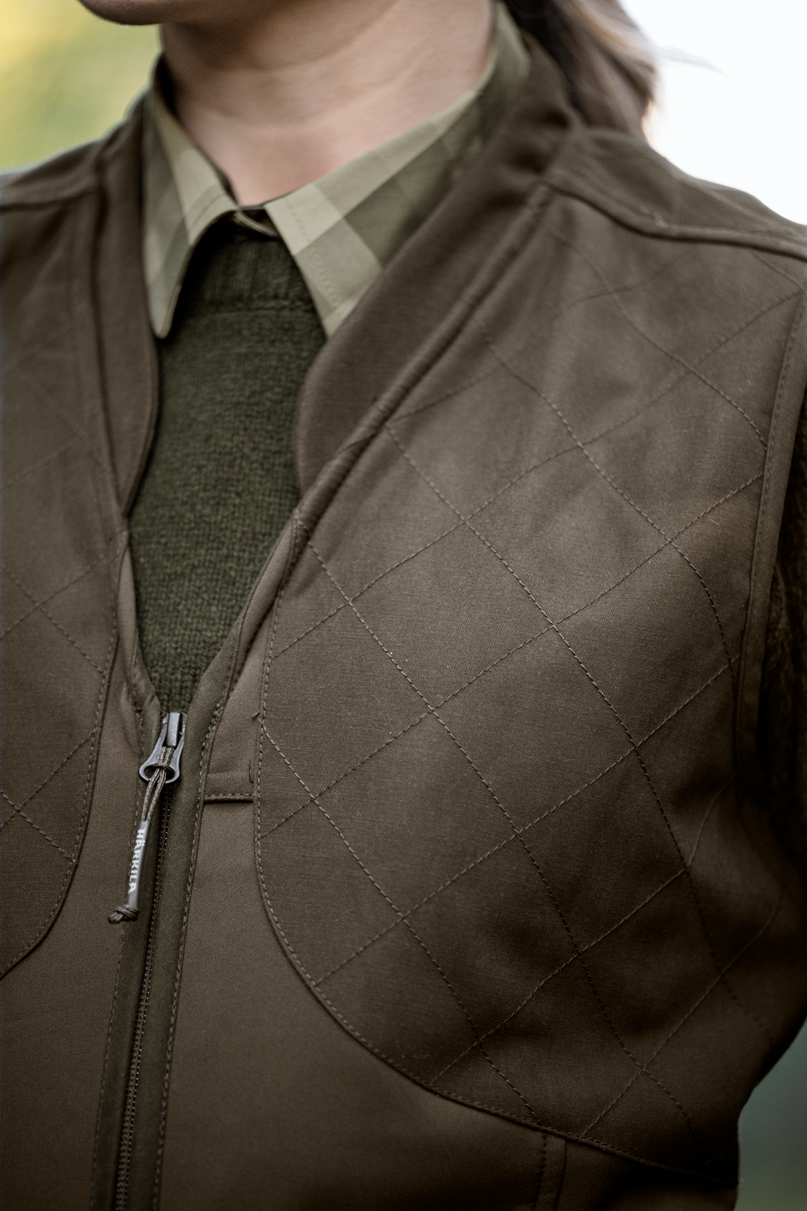 Women's Skye Shooting Waistcoat - Willow Green/Shadow Brown