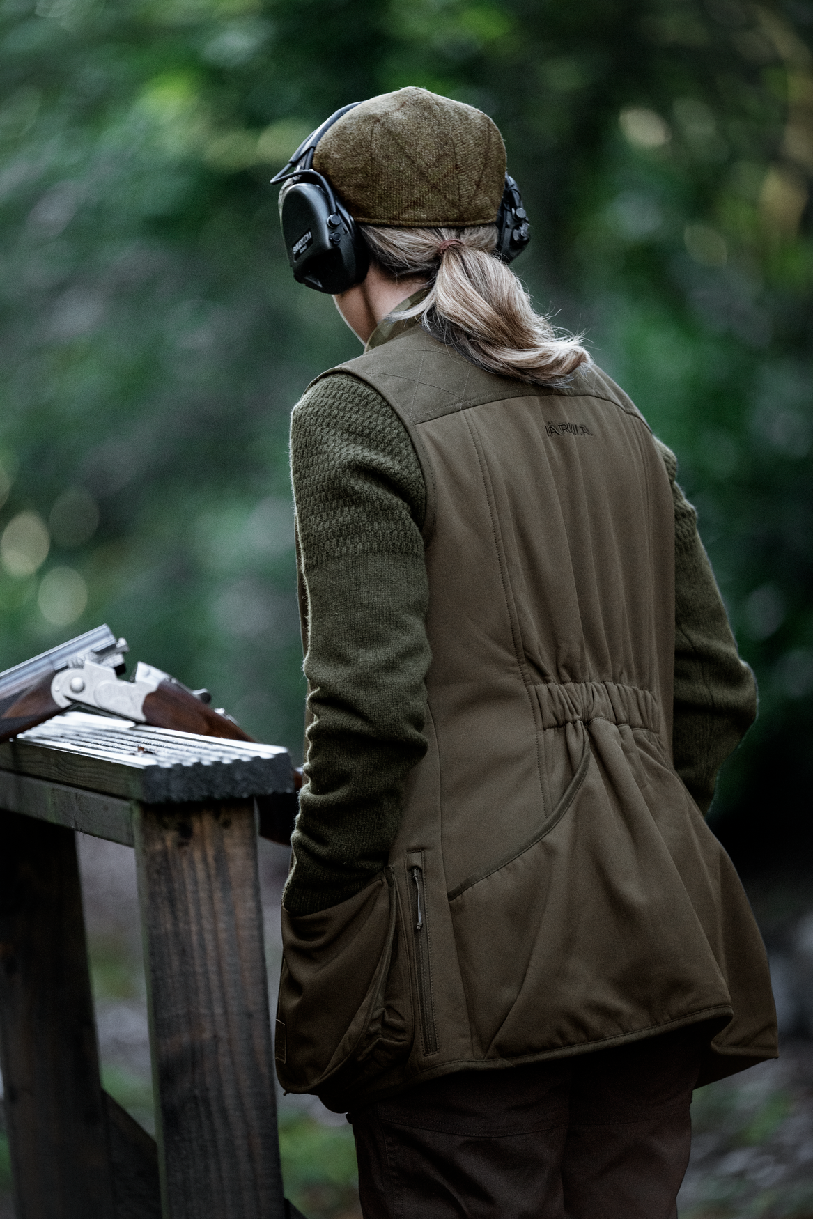 Women's Skye Shooting Waistcoat - Willow Green/Shadow Brown
