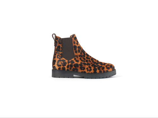 Sheepskin Boudica - Leopard Haircalf