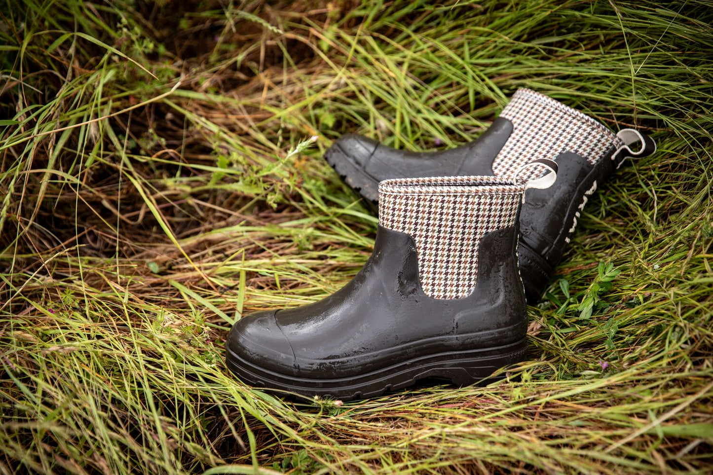 Women's Kelmarsh Shortie Rubber Boot - Chocolate/Tan Twill