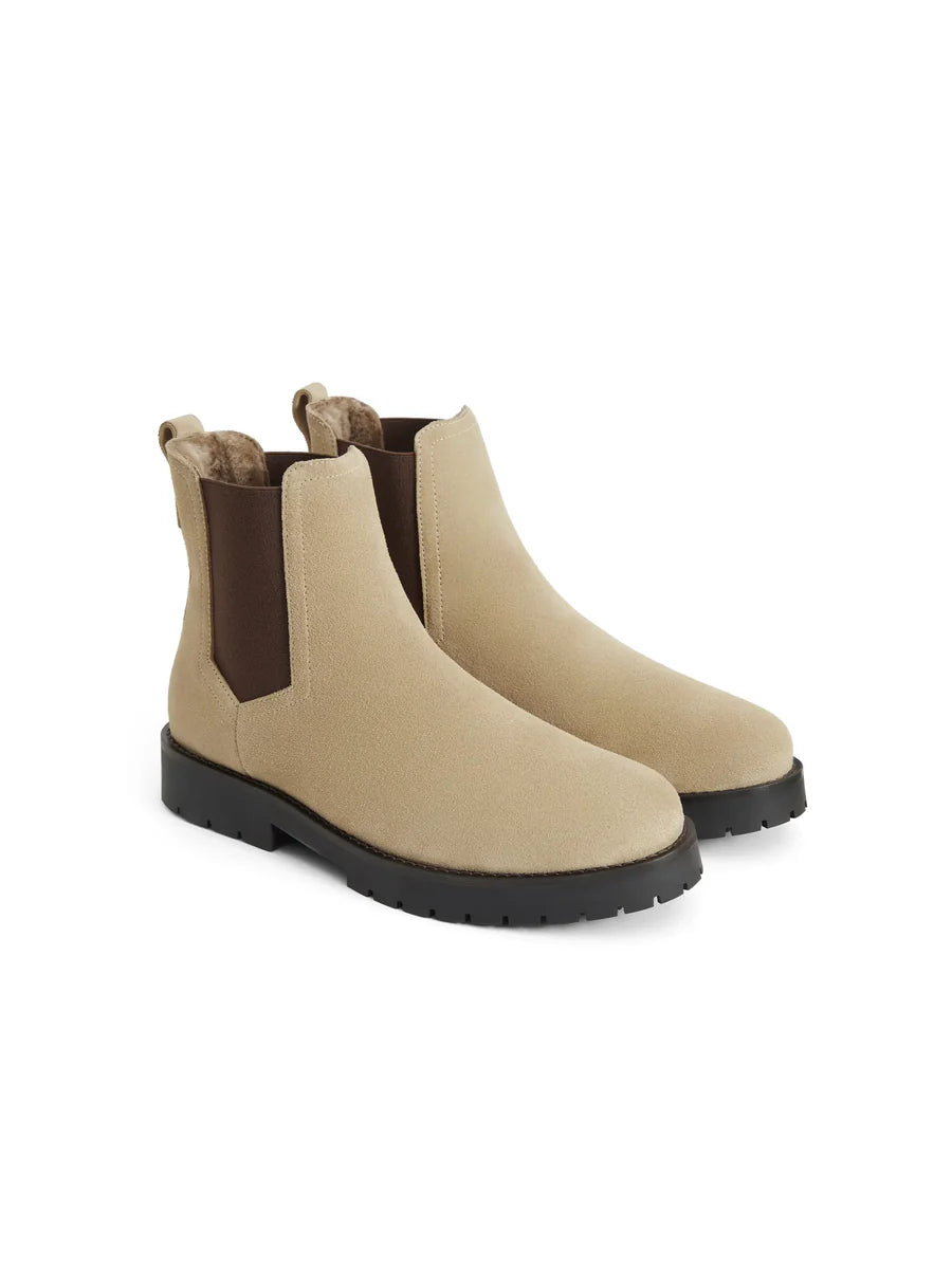 Sheepskin Boudica - Caramel Suede