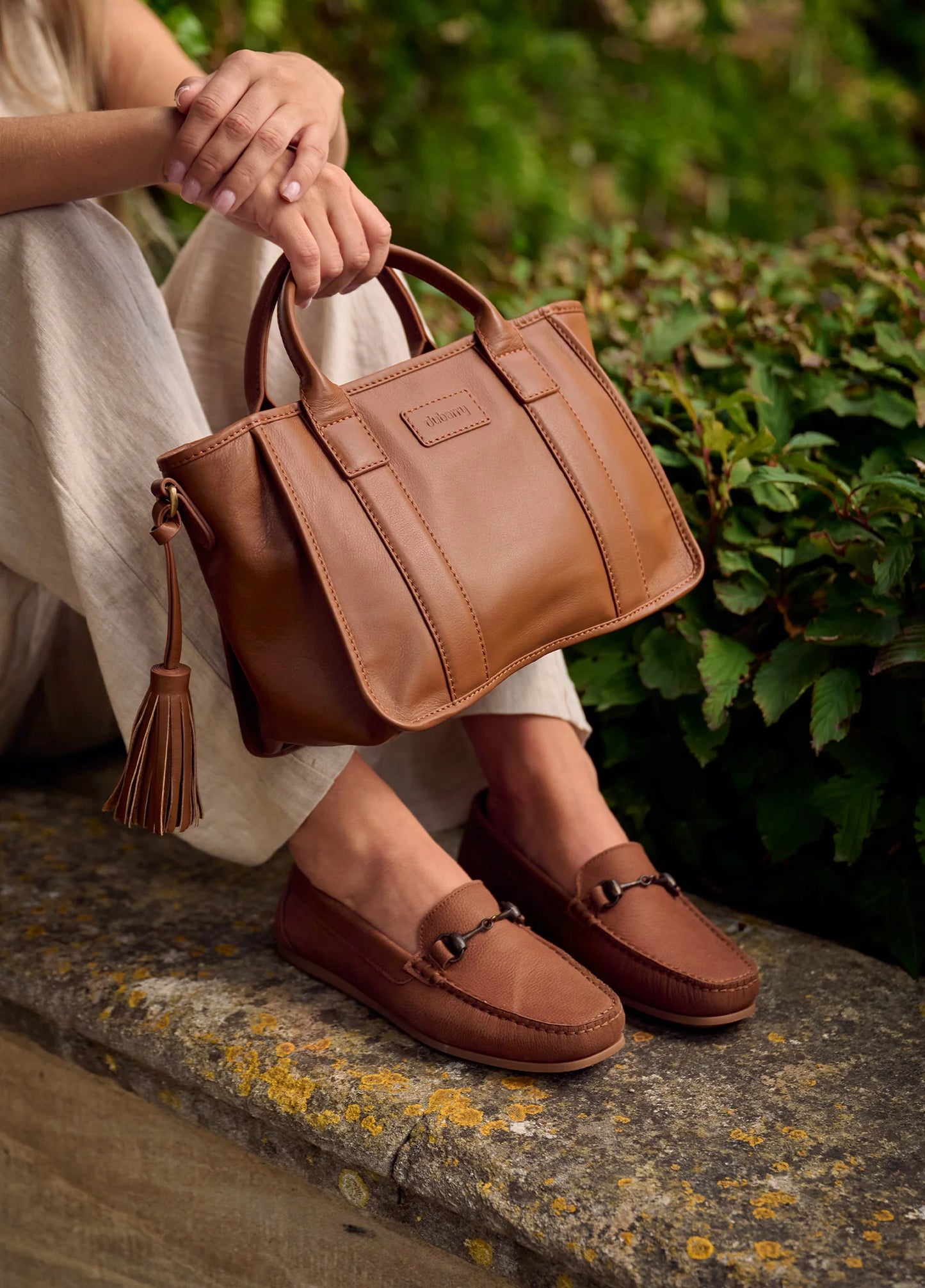 Ramelton Leather Handbag - Caramel