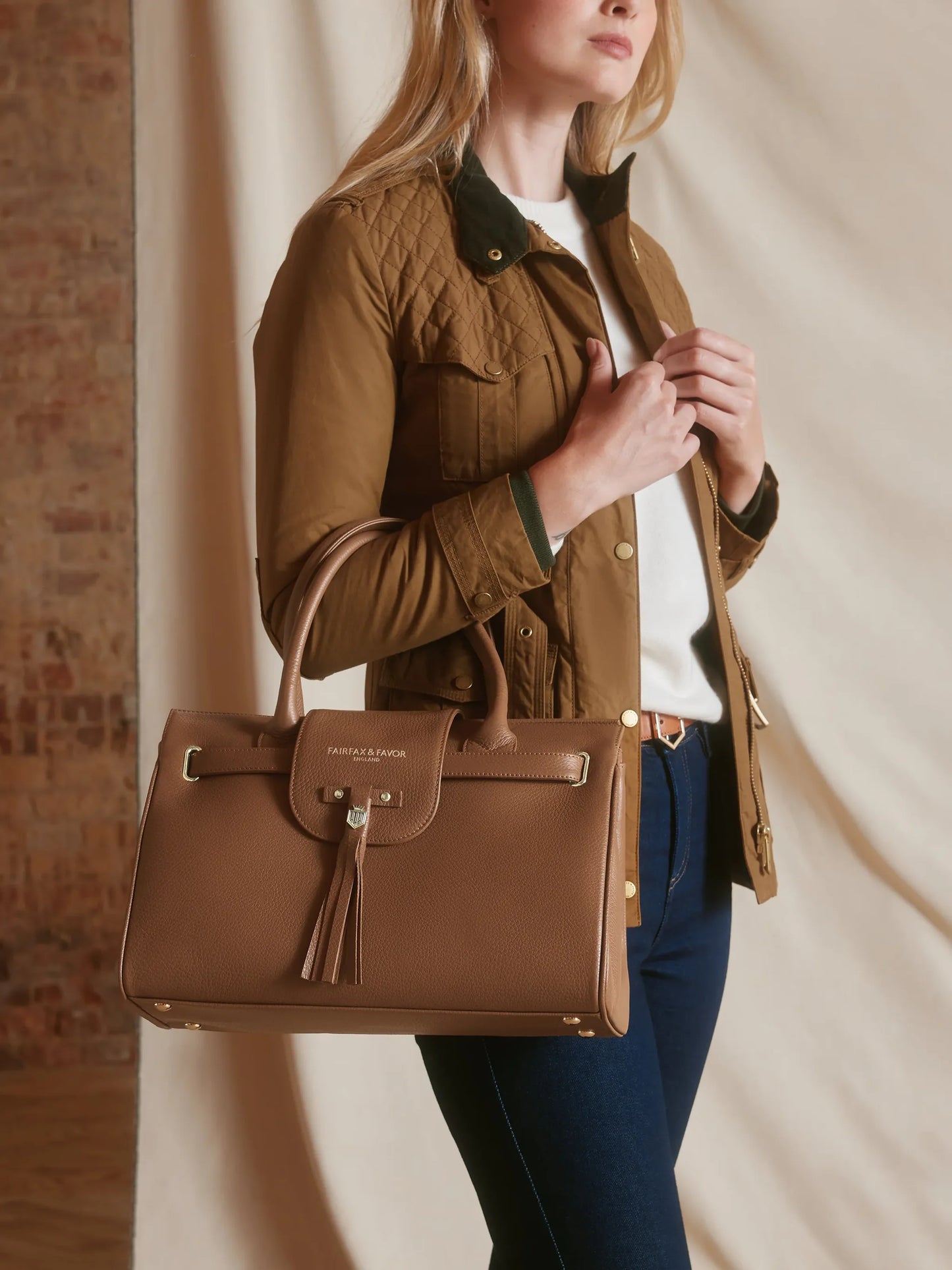 Windsor Handbag - Pebbled Tan Leather